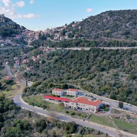 Hotel Pelasgos