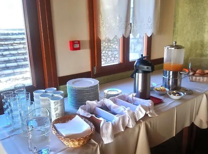 Pelasgos 3* Karítaina